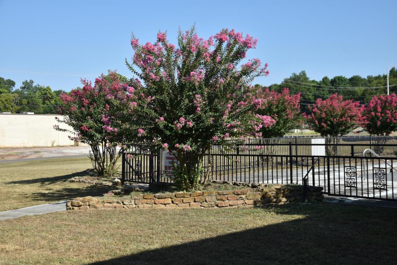 Homeplace Inn Jacksonville Exterior foto